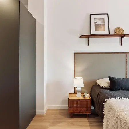 Kline - 2 Bedrooms And Terrace In Sant Antoni Barcelona